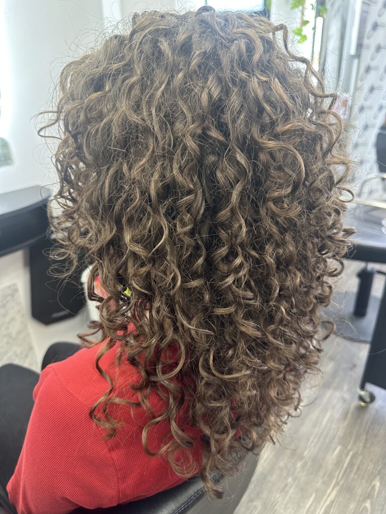Long Diamond curls Jarnell Cut Colour Curl