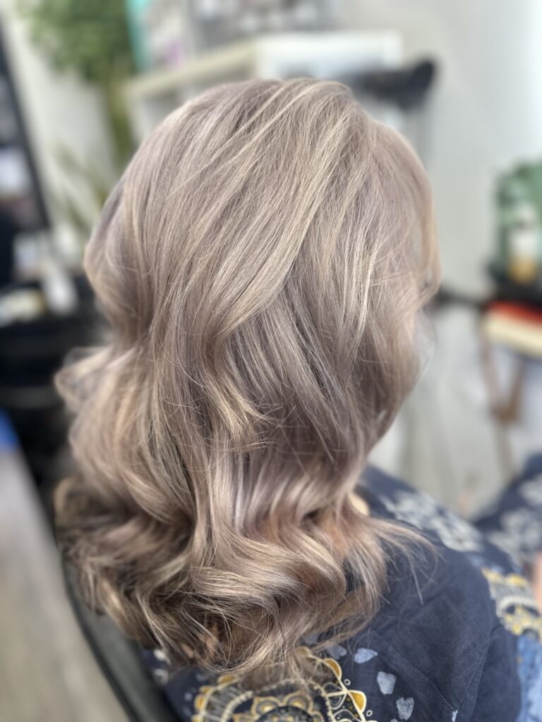 pearl blonde