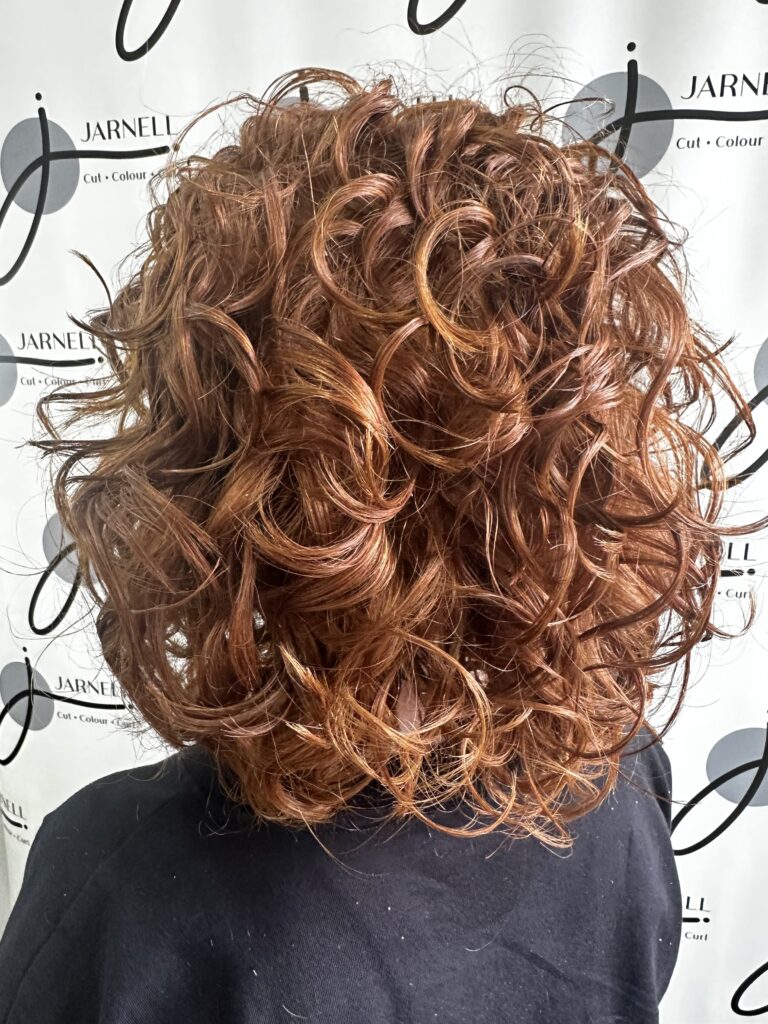 Cutie pie curls Jarnell Cut Colour Curl